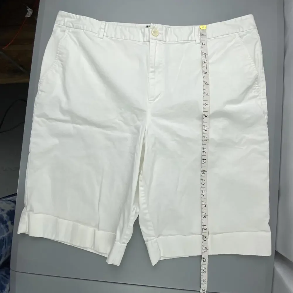 L-RL Ralph Lauren Active Women's White Roll Cuff Bermuda Shorts - Size 16